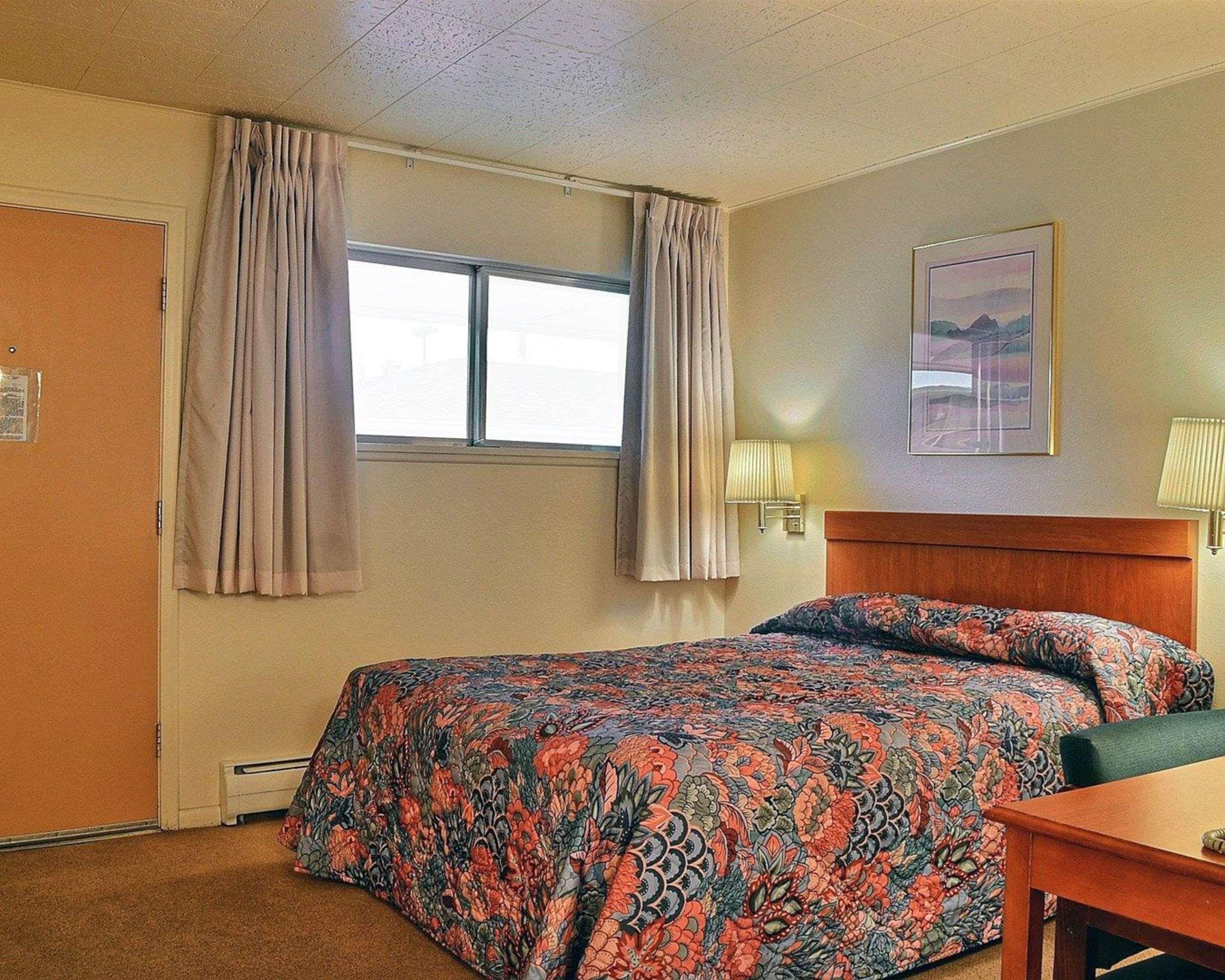 Skyline Motor Inn Cody Exterior foto